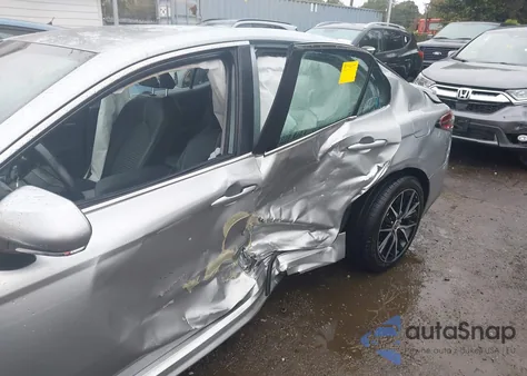 2023 Toyota Camry Se z USA, uszkodzony, nr VIN 4T1G11AK0PU742172